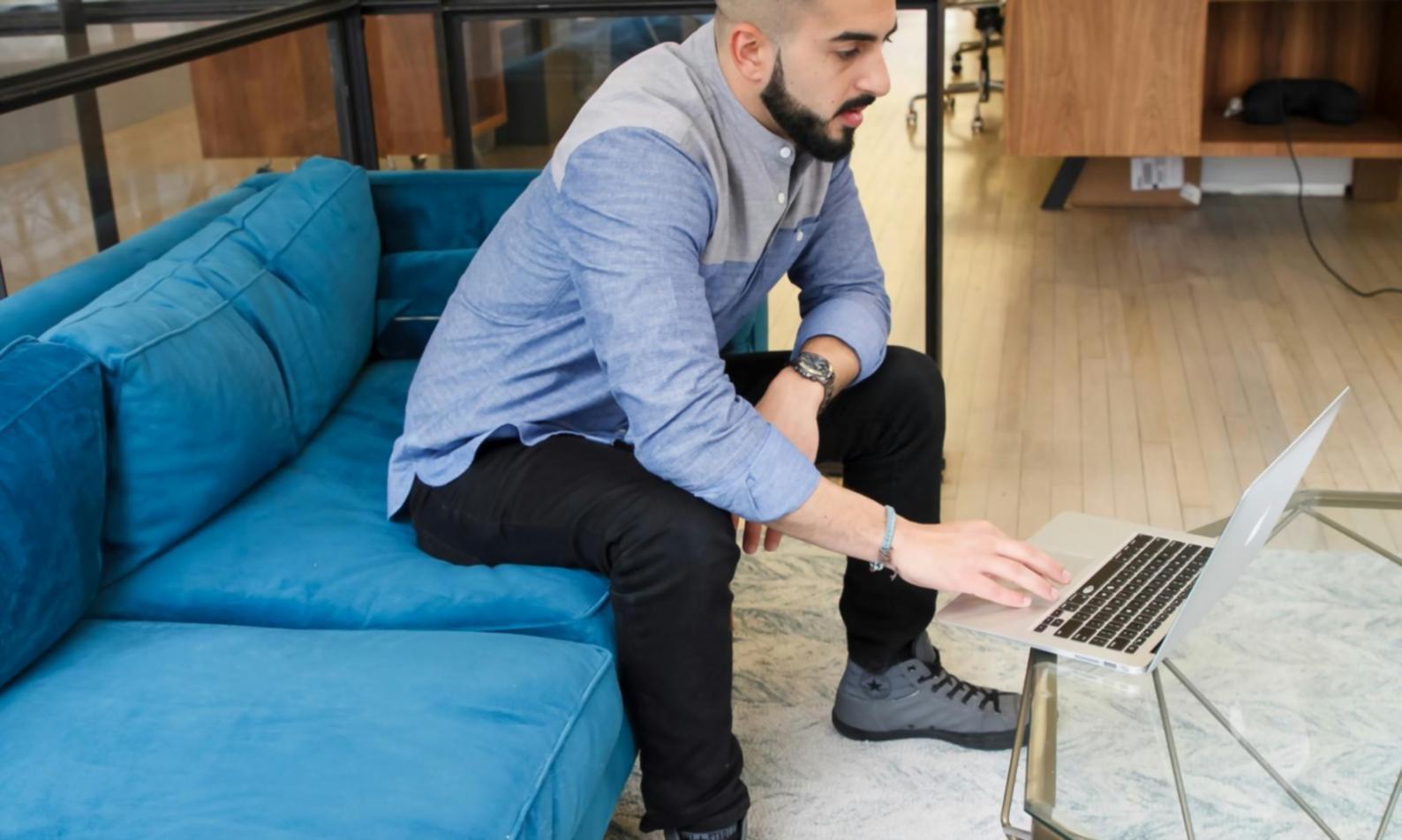 Espace de travail organisé pour formation en ligne